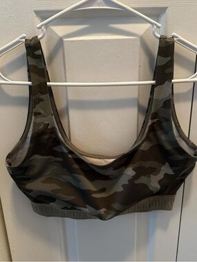 PINK Victoria's Secret Olive Camo Scoop-Back Sports Bra